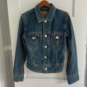 Levi’s Ladies Fitted Iconic Western Denim Jacket S